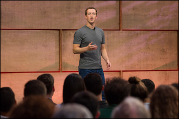 Zuckerberg in Italia, riavvolgiamo il nastro