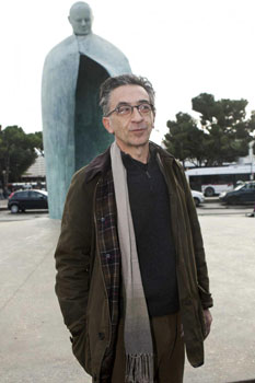 Lo scultore di Wojtyla, <br / > Rainaldi si racconta 