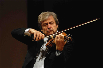 Uto Ughi in concerto a Ostia Antica 