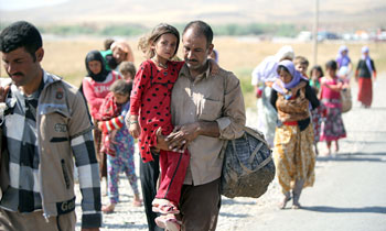 L’Isis giustifica i suoi   schiavi yazidi 