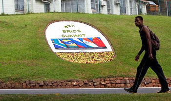 A Durban i Brics sfidano Fed e Bce