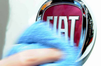 Mercato automobile, il calo non si ferma