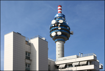 Martedì Cda Mediaset, scontro per il controllo