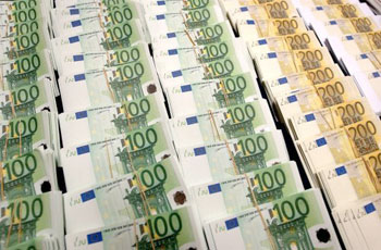 La Commissione Ue non sa cos'è l'euro 