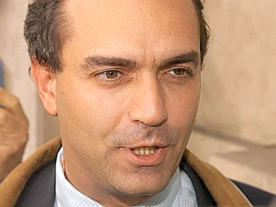I guai di Napoli, dal mattone all'auto 