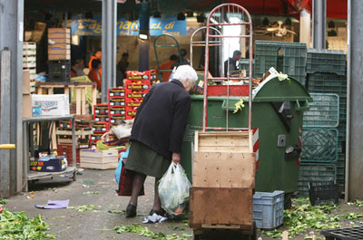 Le famiglie italiane sono più povere 