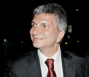 Perché Formigoni va e Vendola resta? 