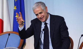 Formigoni nei guai, lo scarica anche Cl 