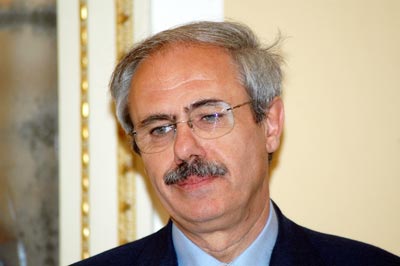 Elezioni: gli inciuci di Roma e Palermo 