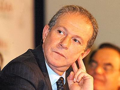 La Loggia: «Possibile il commissario» 