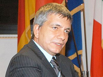 L'intervista doppia Vendola vs Vendola 