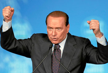 Berlusconi: «Serve uno shock all'economia» 