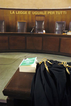 Ingiusta giustizia, ecco le cause 