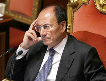 Schifani: «La crisi ormai si avvicina» 
