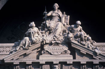 L’emergenza nazionale si chiama “Giustizia” 
