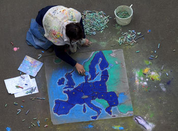 Ora il governo politico   federale europeo 