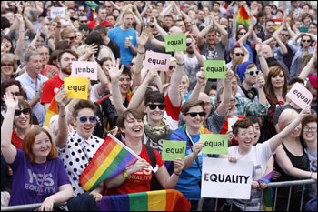 Irish gay e Podemos,  nessun rapporto? 