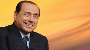 Ci risiamo: Silvio (ri)scende in campo 