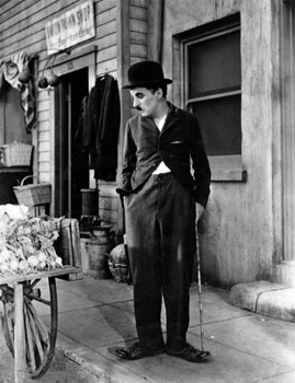 Per caso siamo tutti “Charlie”... Chaplin? 