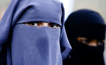 Vietare il burqa 