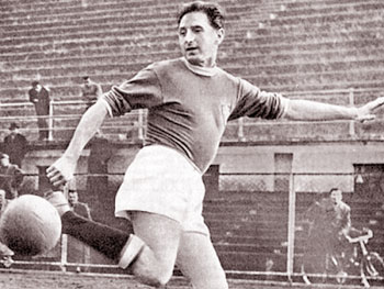 Silvio Berlusconi  è come Silvio Piola 