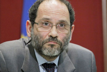 Ingroia si presenti alle elezioni 