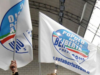 Pdl nella tempesta, e senza timoniere 