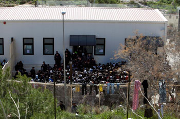 Lampedusa: specchio della cialtronaggine 