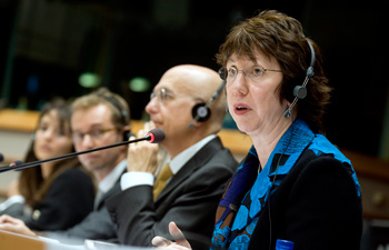 Stati Disuniti d'Europa (su un vulcano) 