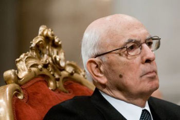 Le previsioni di Sgarbi su Re Giorgio 