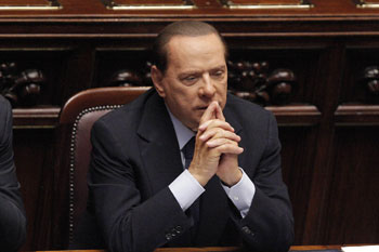 La parola d’ordine è: “azzittire Berlusconi” 