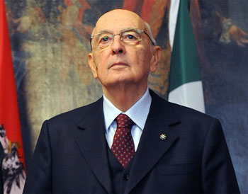 Il potere del medium,   il corpo del re Giorgio 