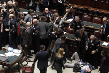 Nervosismo grillino: tarantolati democratici 