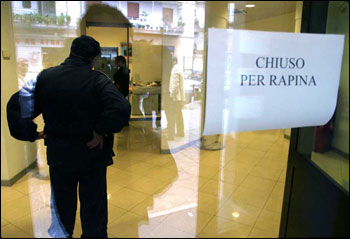 Rapine in banca legalizzate 