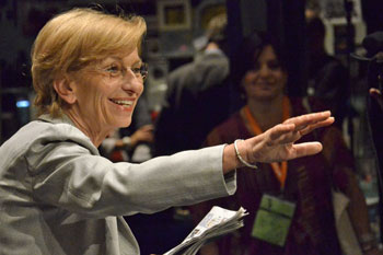 Emma, lezione di stile  ma da Salvini invece? 