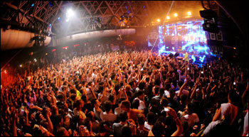 L’agosto del “Corriere” che apre sul Cocoricò 