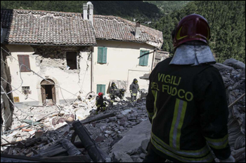 Retorica, terremoti   e vecchi propositi 