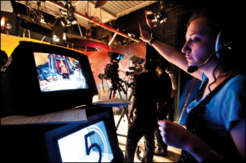 La politica nel vuoto riempito dalla tivù 