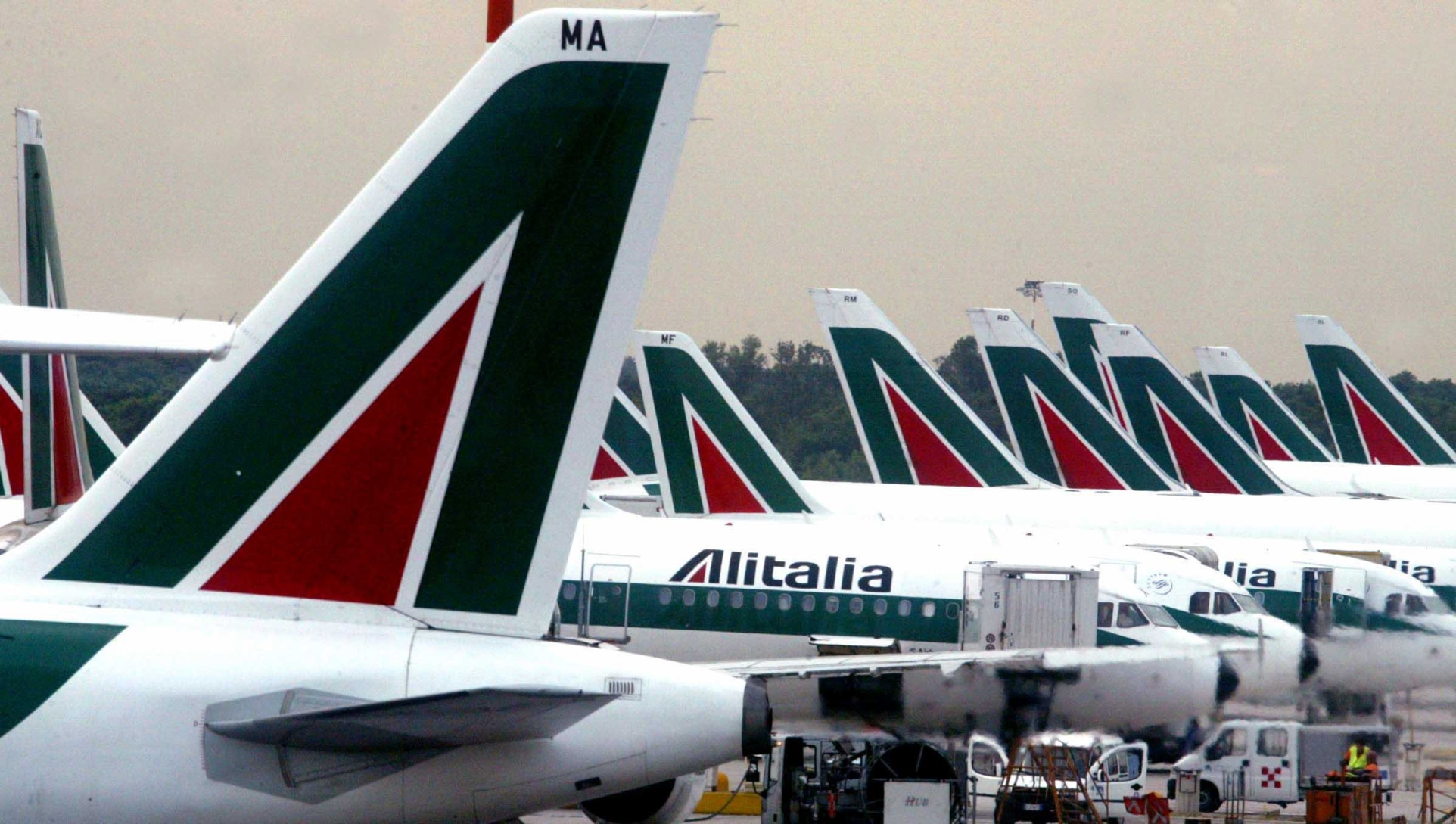 Per l’amor del cielo, fate fallire l’Alitalia