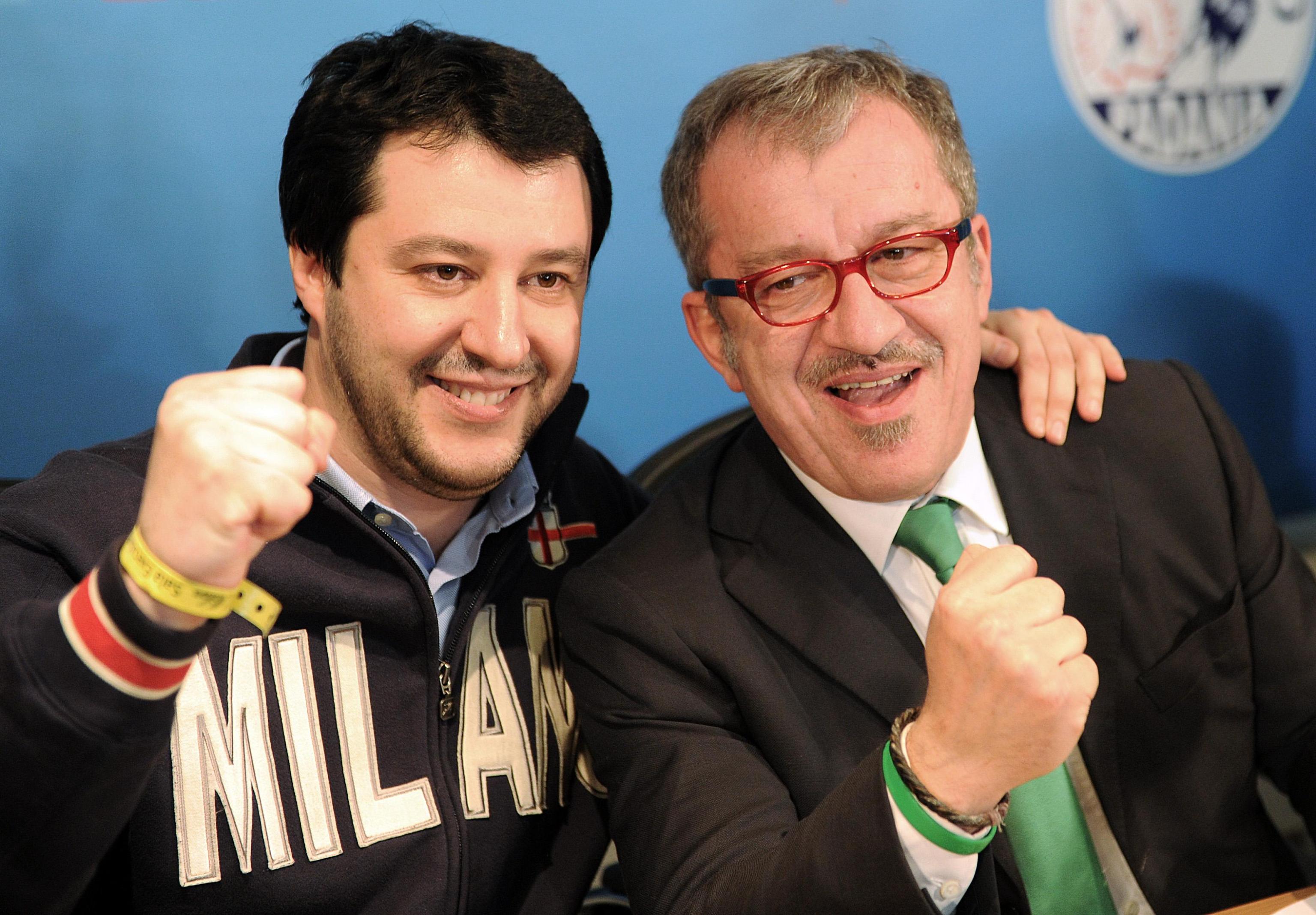 Il solco di Maroni e la spada di Salvini