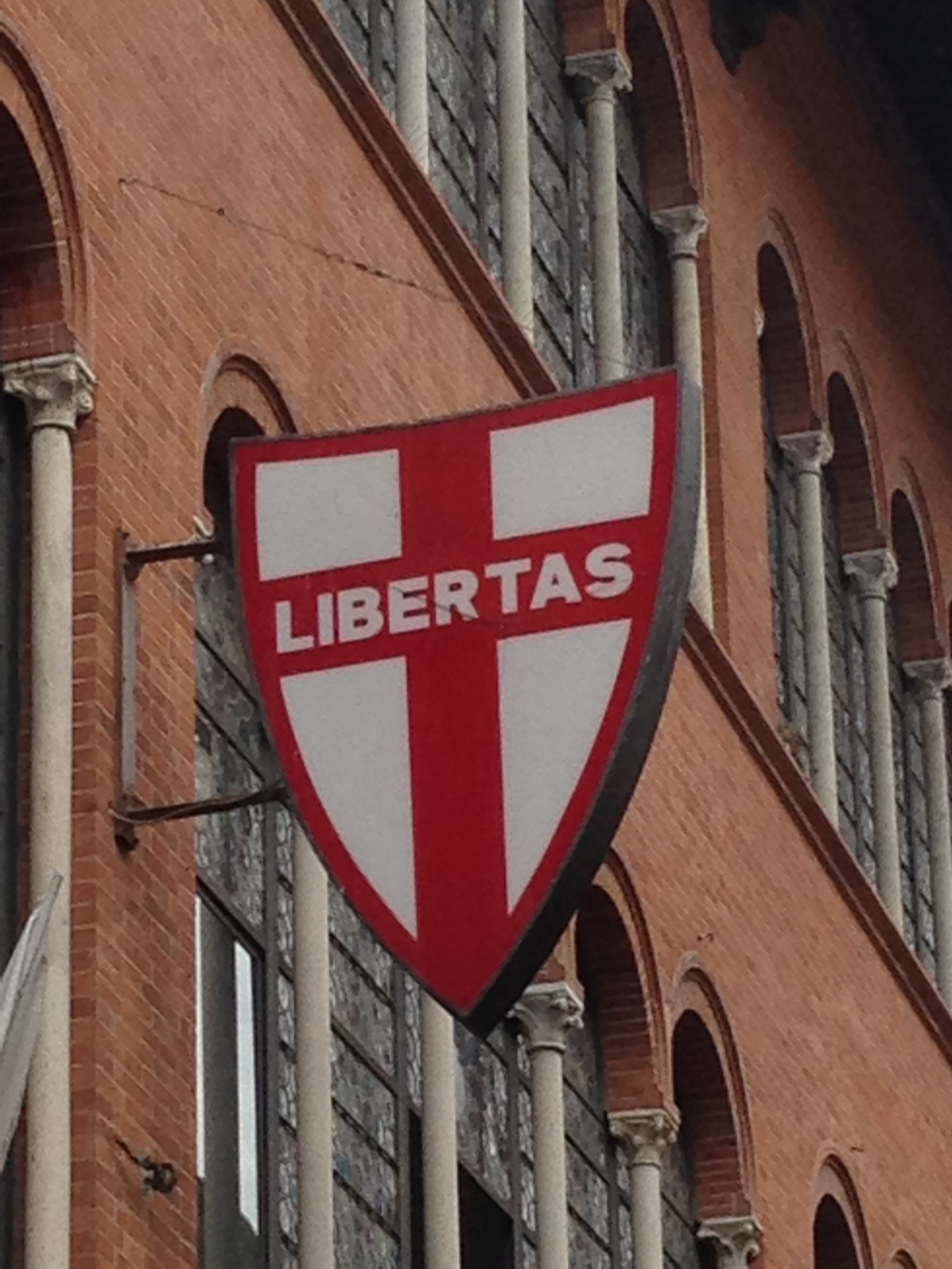 Centro sussurri di convergenze