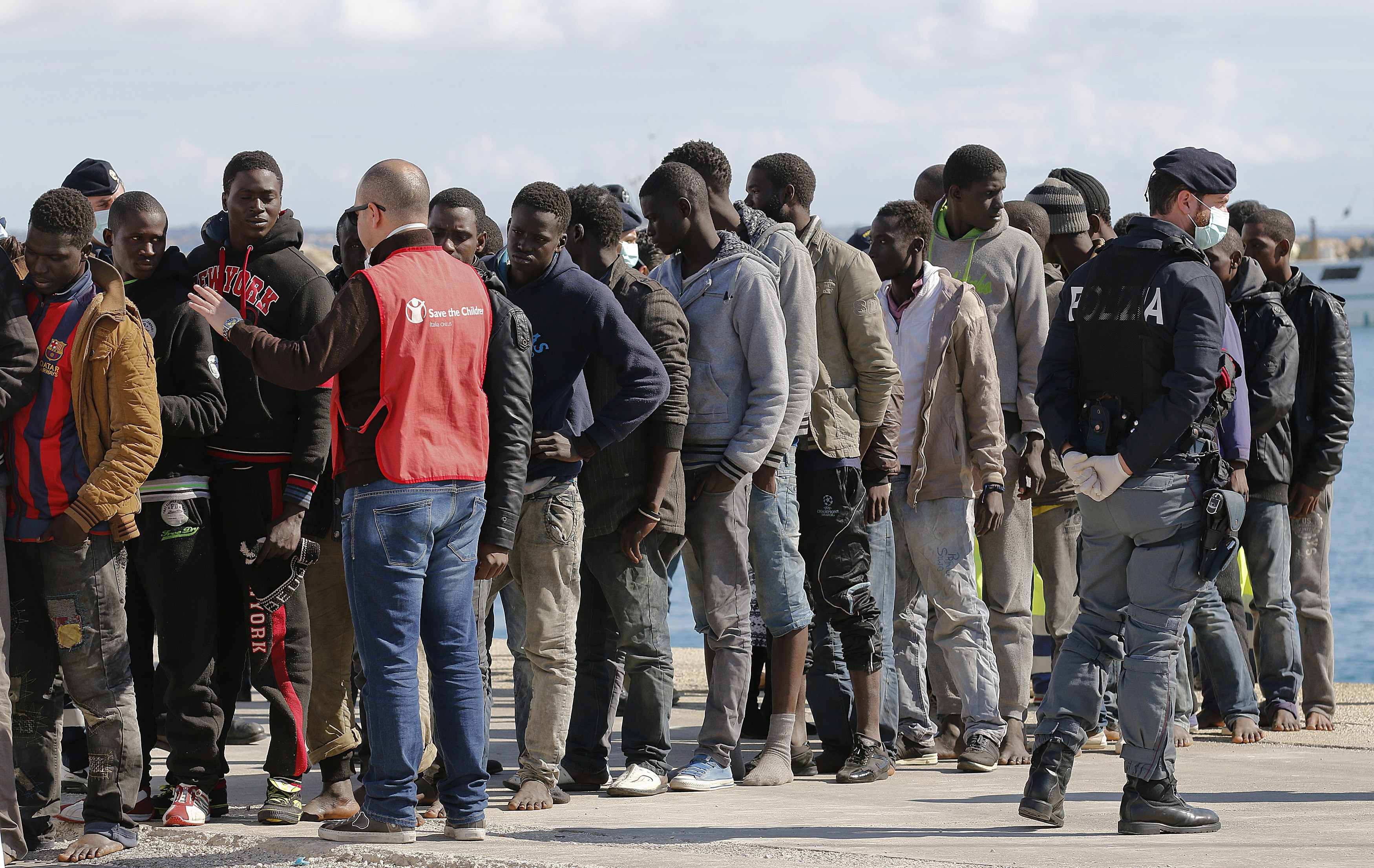 Calabria, le mani della 'Ndrangheta sul centro migranti