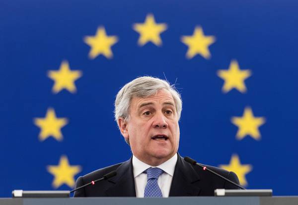 Migranti, Tajani: 