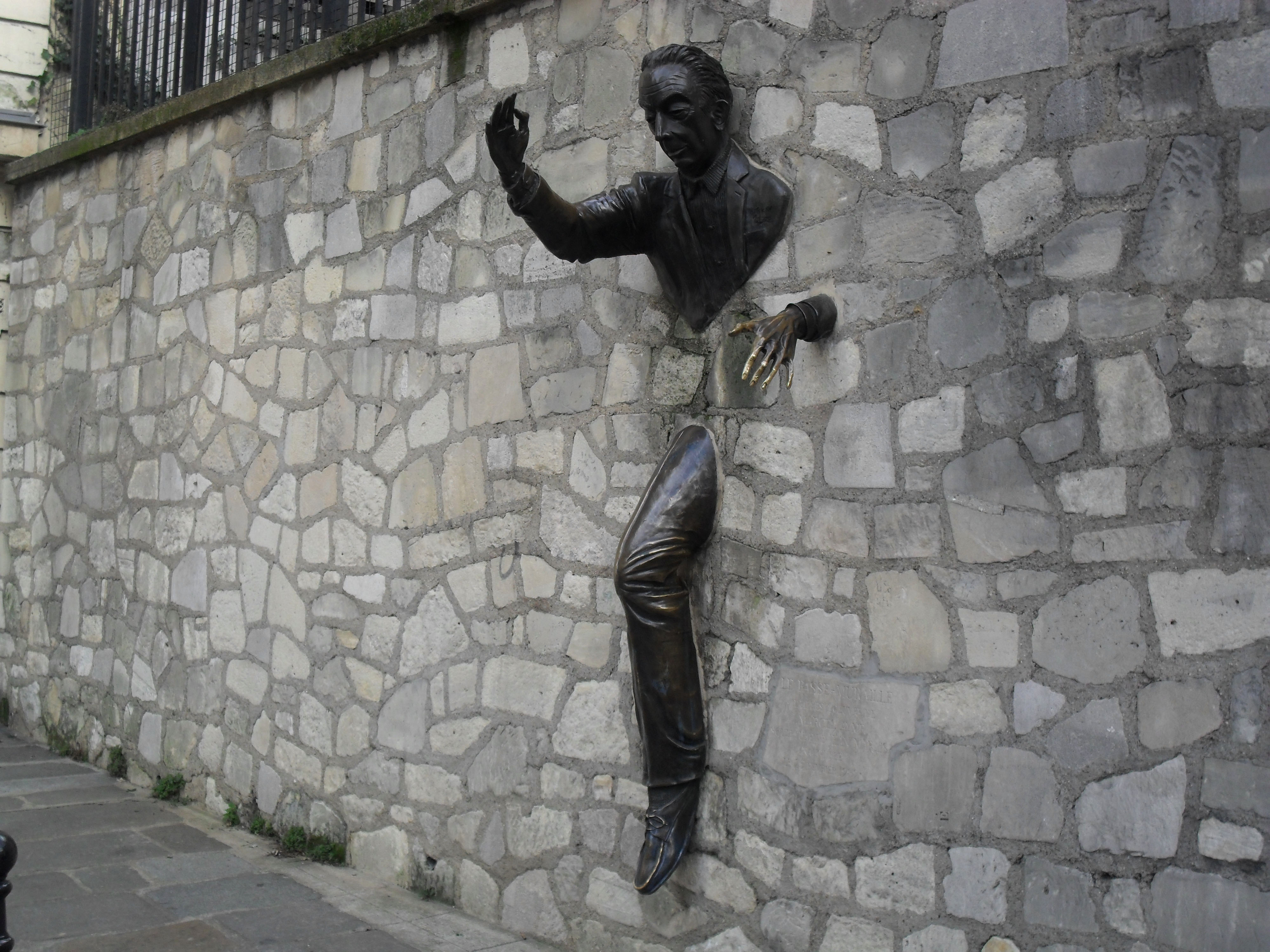 Il muro peggiore è quello che non si vede