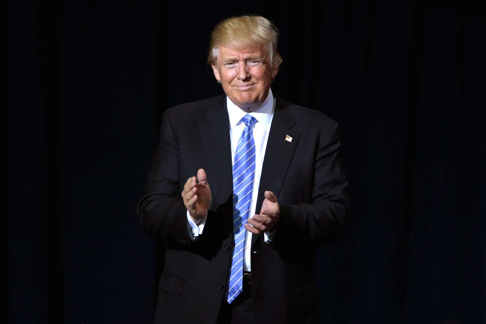 Commerci e migranti: l’Italia converga su Trump