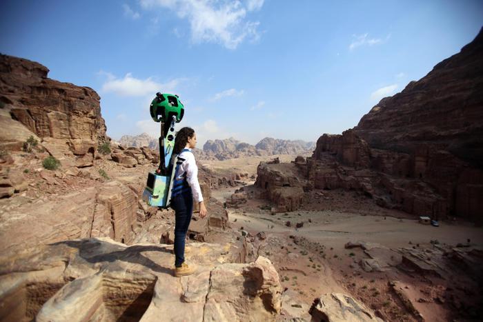 Google Street View compie dieci anni