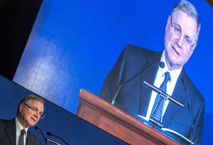 Visco: “Il debito è il maggiore freno alla crescita”