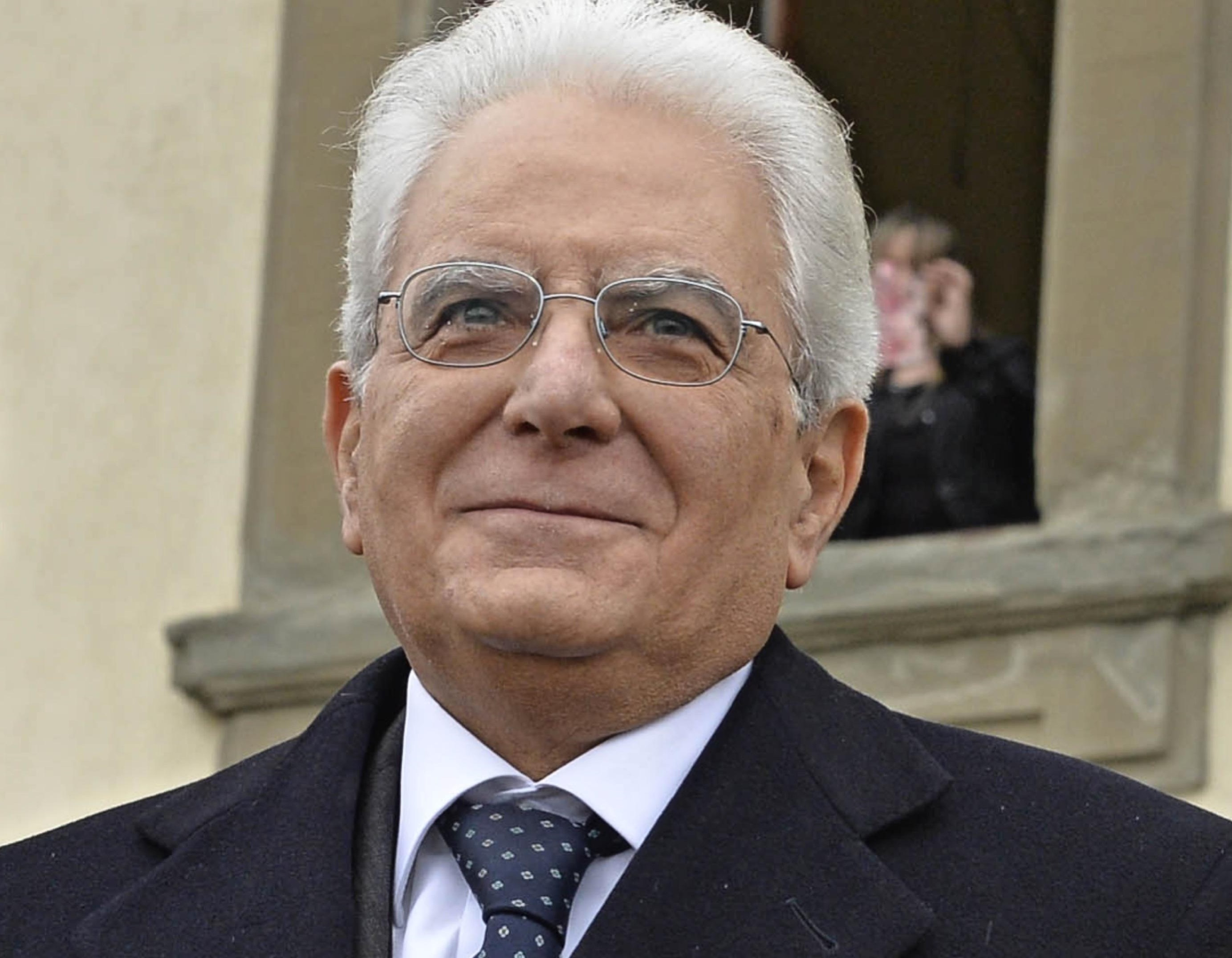 Il silenzio (sconcertante) di Mattarella