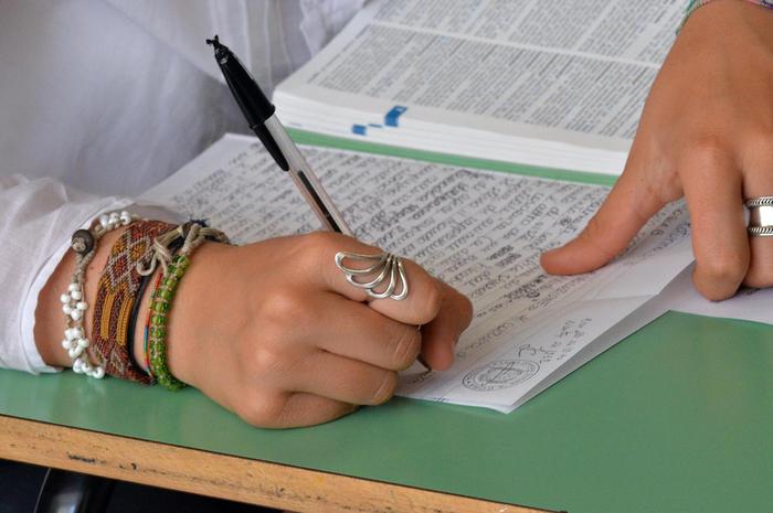 Maturità 2017: si parte con il tema di italiano
