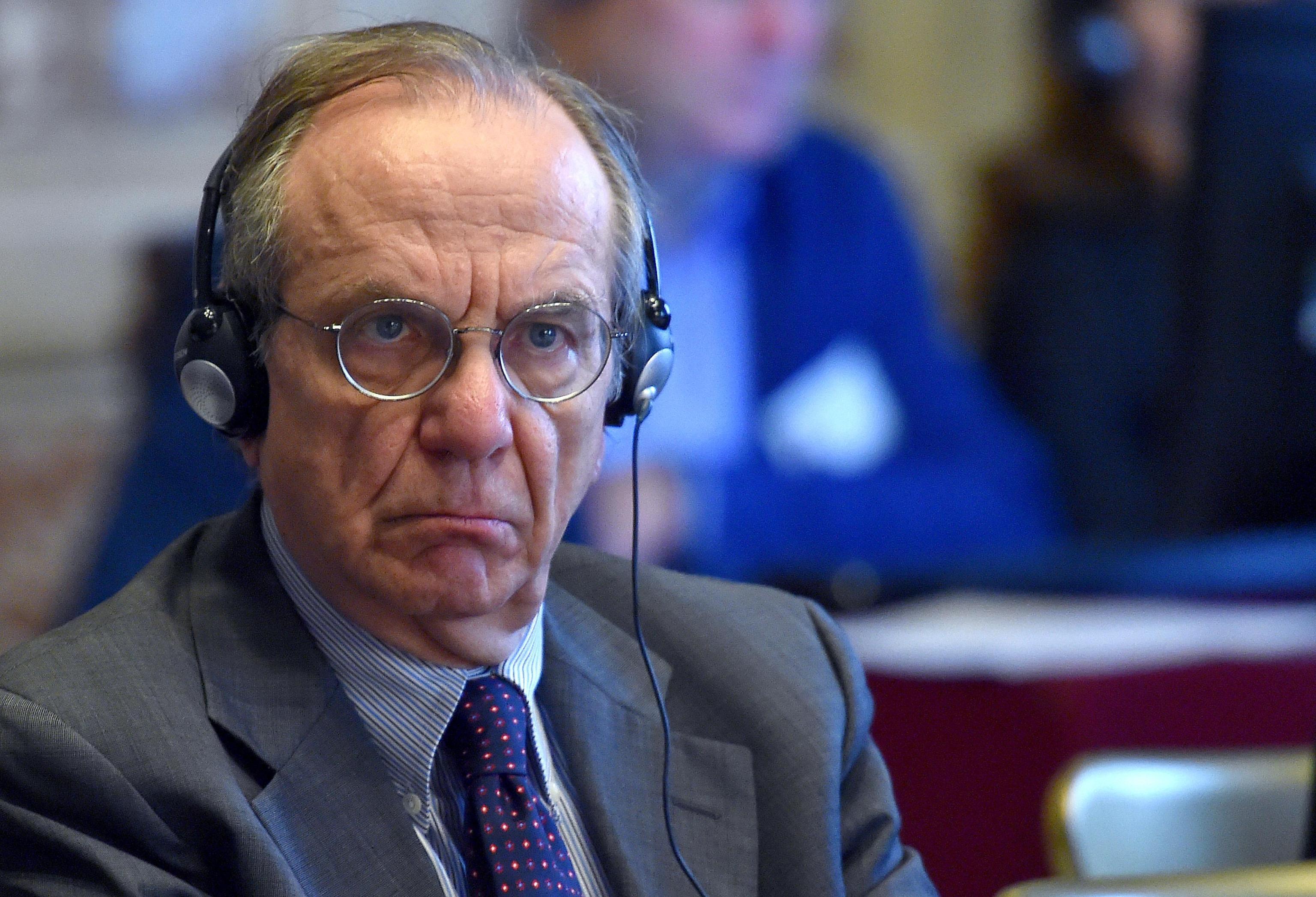 Evasione Iva record: Padoan, controllo conti per la crescita